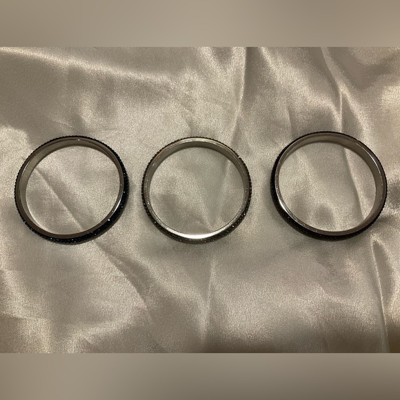 Set of 3 pave crystal stainless steel bangle cuff bracelets - Picture 10 of 13